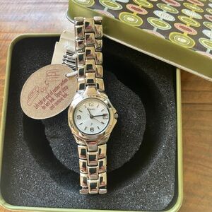 NWT Fossil women’s watch